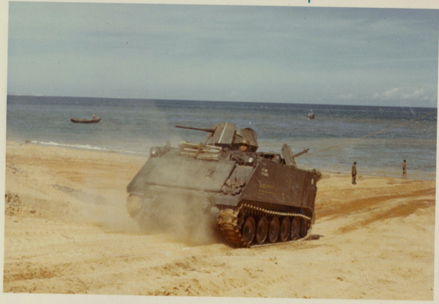 Off loading from LST